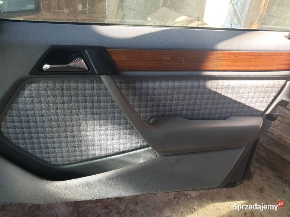 Mercedes W124 300D 1992 r Na części uszkodzony Lublin