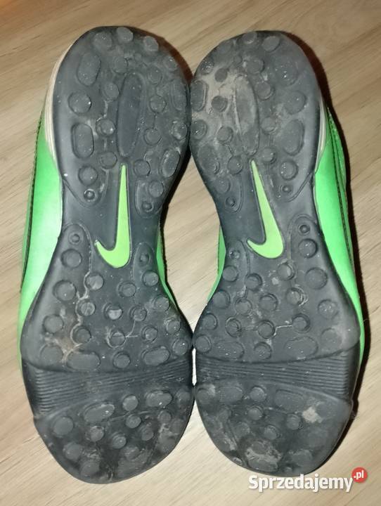 Nike korki turfy 33 piłkarskie buty tf Wałbrzych