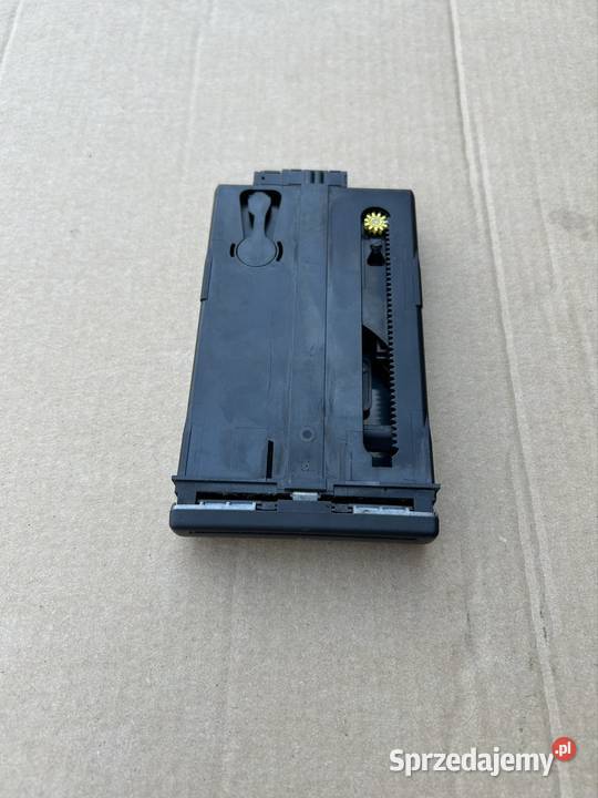 Uchwyt na kubki Audi a4 b5 lift 8d0862534a