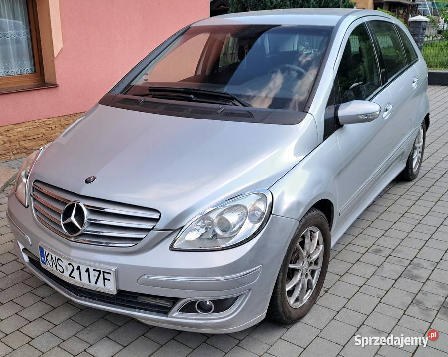 Mercedes B180