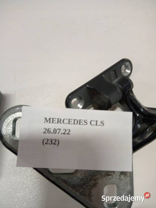 ZAWIAS DRZWI MERCEDES CLS W219 zawiasy Karoseria