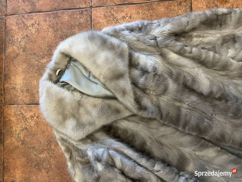 Szare szafirowe futro z norek Bez wzoru Łowęcin
