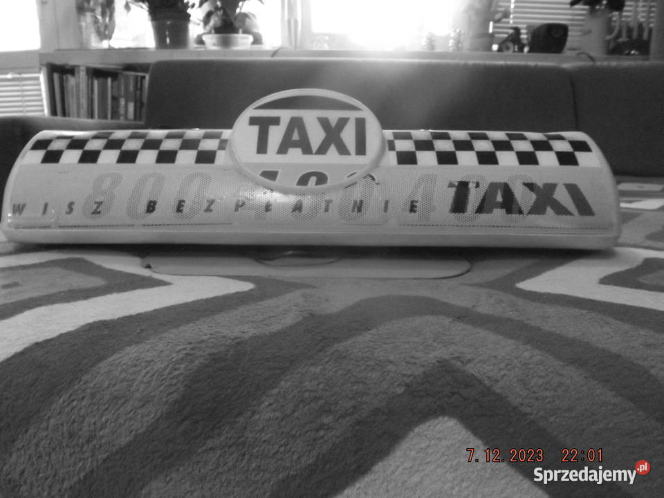 Sprzedam transparent TAXIkogut w b stanie Warszawa