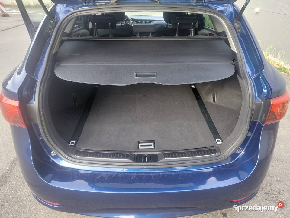 TOYOTA AVENSIS 2016r 16 111 Przeb187 Navi klimatyzacja sprzedam
