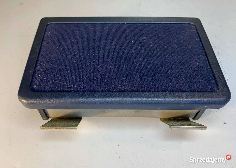 MercedesBenz E W124 Popielniczka drzwi tylnych osobowe Łagiewniki sprzedam