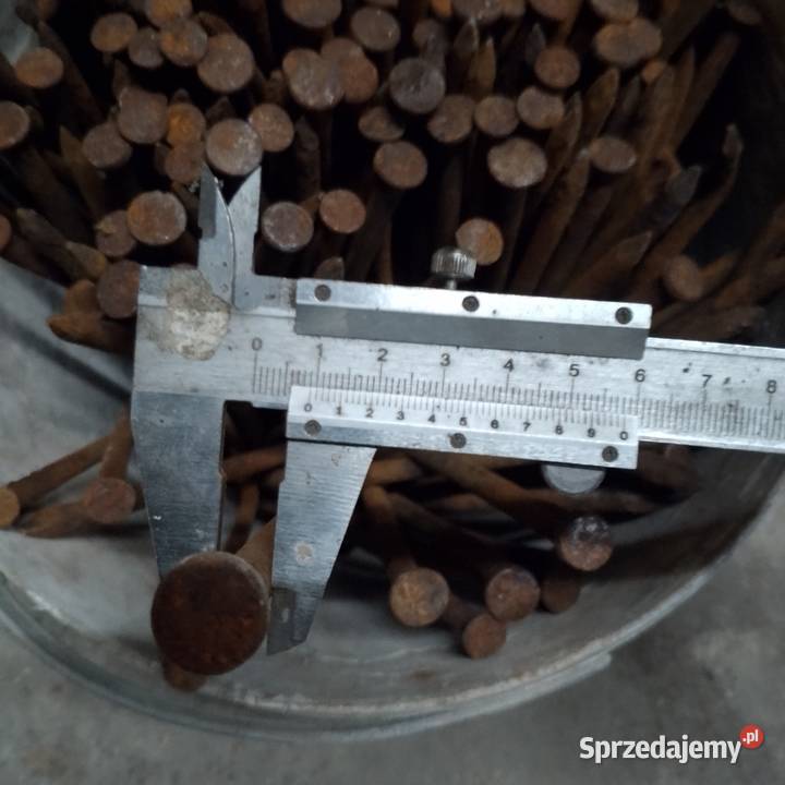 Stare gwoździe Sawin