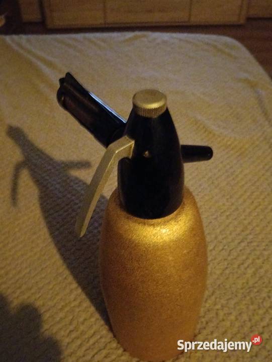 Syfon z okresu PRL