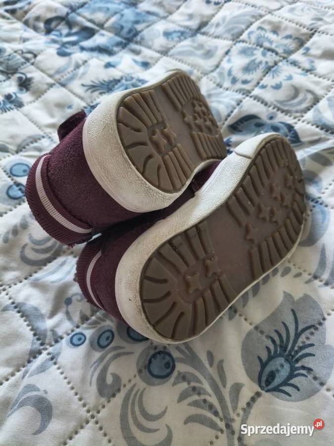 Buty zimowe dziecięce ocieplane KangaROOS sprzedam