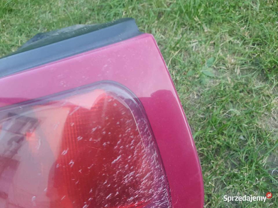 Lampa tylna prawa lewa Nissan Almera N16 Kraków