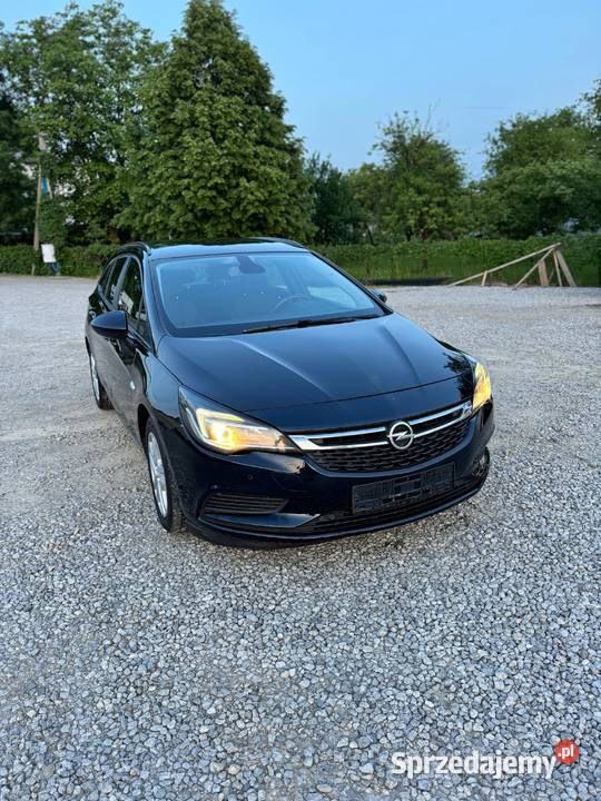 Opel Astra 16 CDTI Sports Tourer Active Kombi Rzeszów
