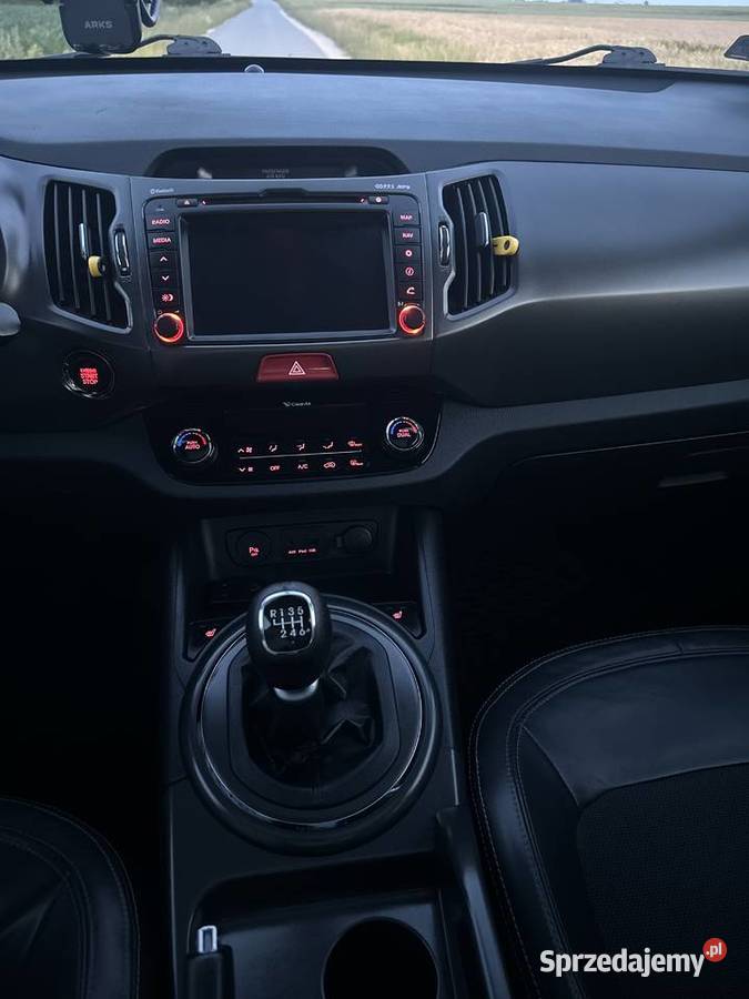 Kia Sportage BOGATA WERSJA 20 CRDI Dobieszewko