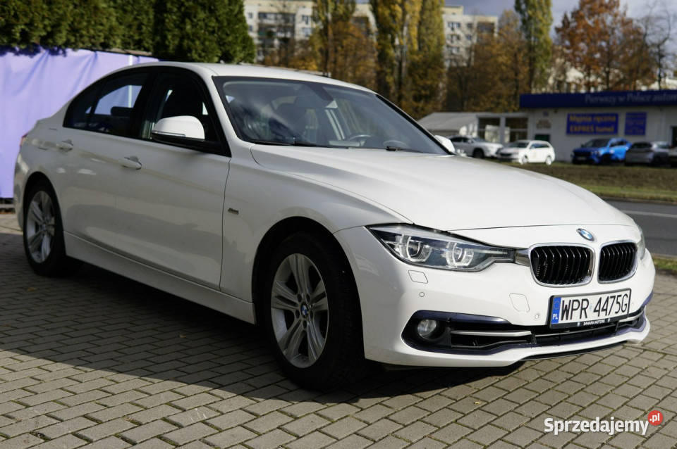 BMW 318 salon Polska super stan Sport Line Zarejestrowany w Polsce BMW Warszawa sprzedam
