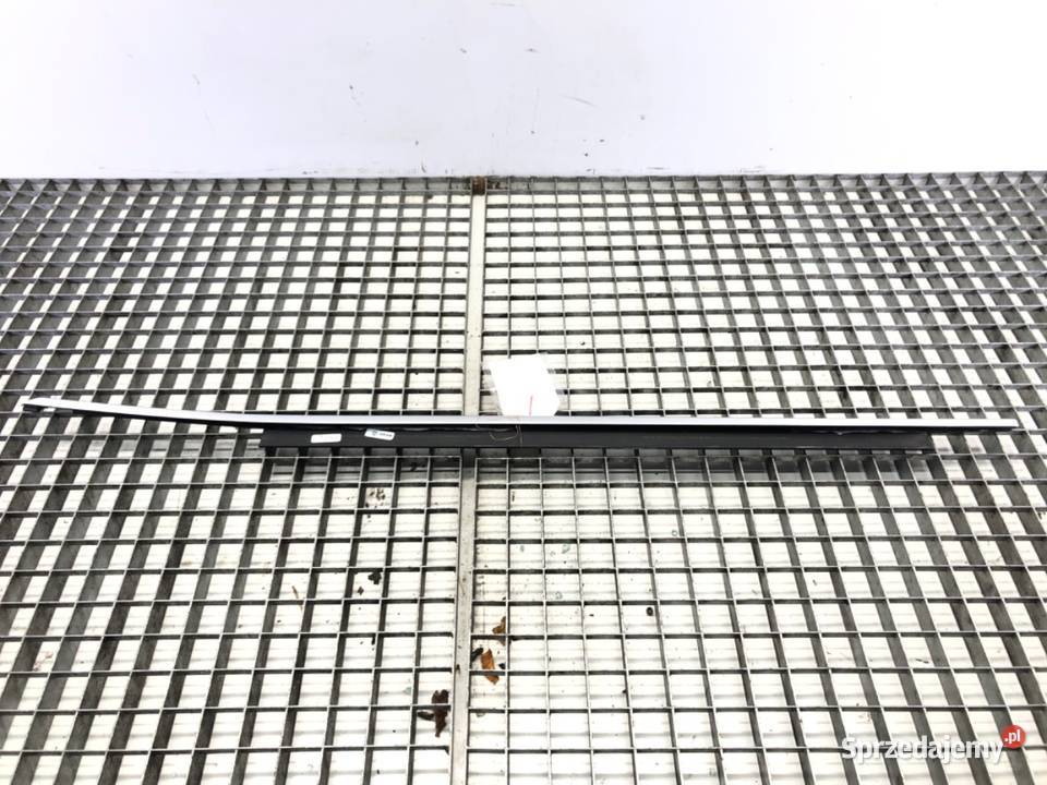 LISTWA ZGARNIAJĄCA PRZÓD LEWA CHROM AUDI A5 8T Listwy i nakładki sprzedam