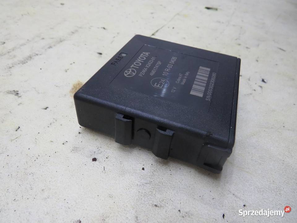 MODUŁ ALARMU TOYOTA RAV 4 IV PZ464C242301 osobowe