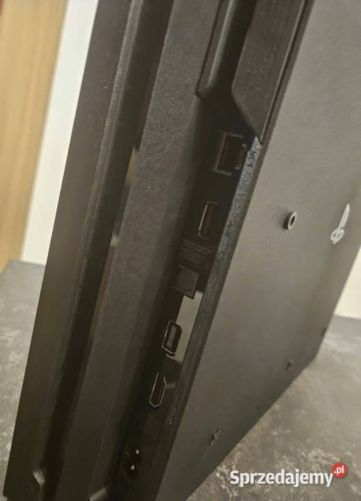 Playstation 4 PRO 1 TB używane Lubomierz