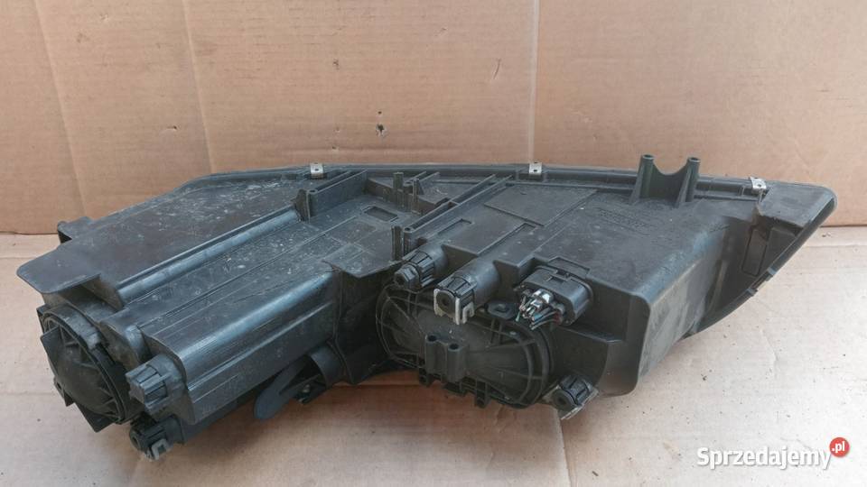 MAZDA 6 GG LAMPA PRZÓD PRAWA SOCZEWKA osobowe Zbierkowo