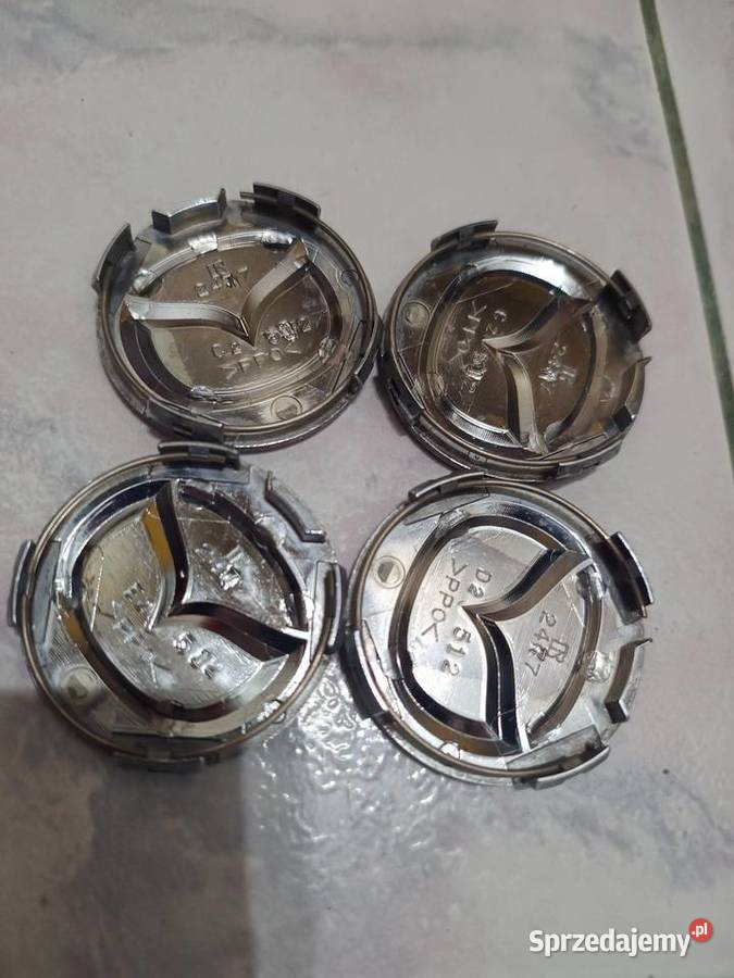 Oryginalne kapsle dekielki do Mazdy Legnica