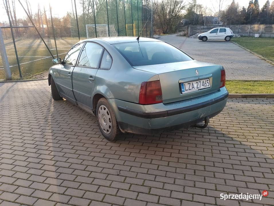 Volkswagen Passat 19 TDI manualna Narol