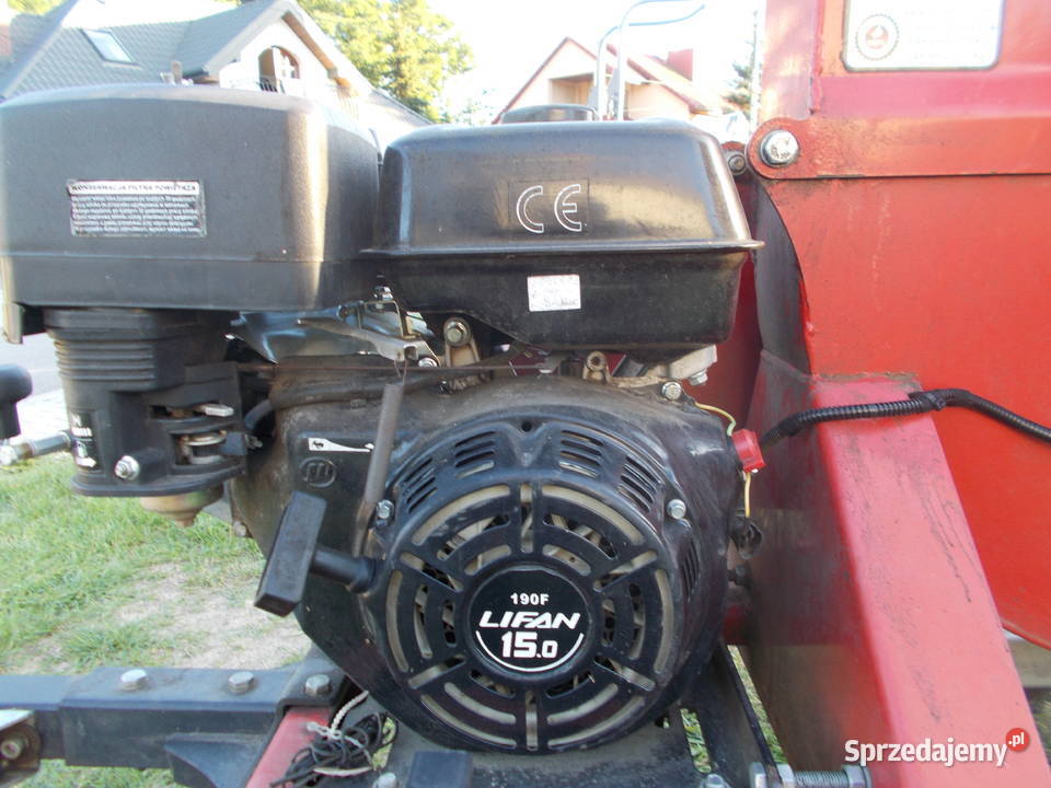 spalinowy rębak do gałęzi RTS 630 Rozdrabniacze Kunów sprzedam