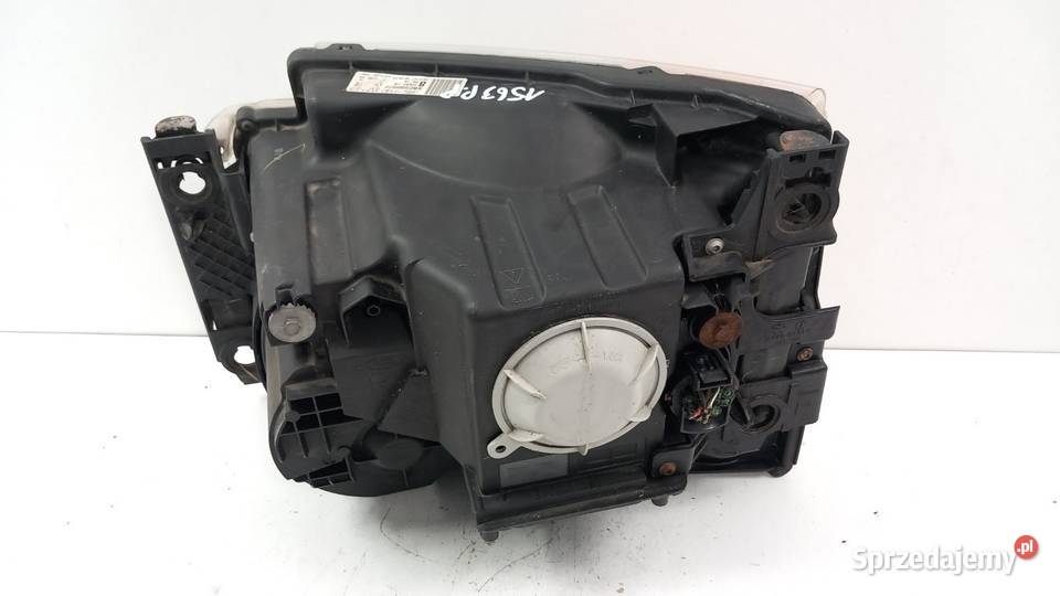 LAND ROVER DISCOVERY III L319 LAMPA PRZÓD PRAWA Lampy przednie Zbierkowo