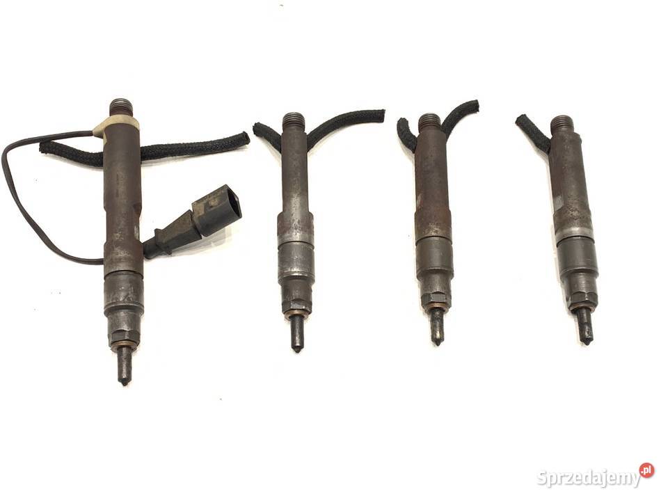 WTRYSKIWACZE KOMPLET SKODA FABIA I 028130203F 19 Wtryskiwacze