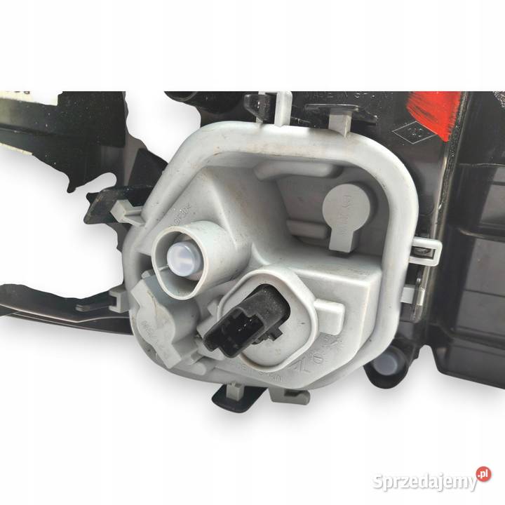 LAMPA PRAWA Renault Captur I tylna tylnia prawy lubelskie