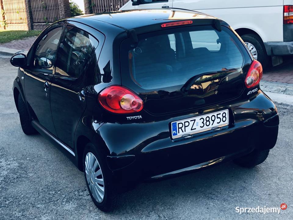 Toyota Aygo 10 VVTi KLIMATYZACJA 5drzwi BLACK Przeworsk sprzedam