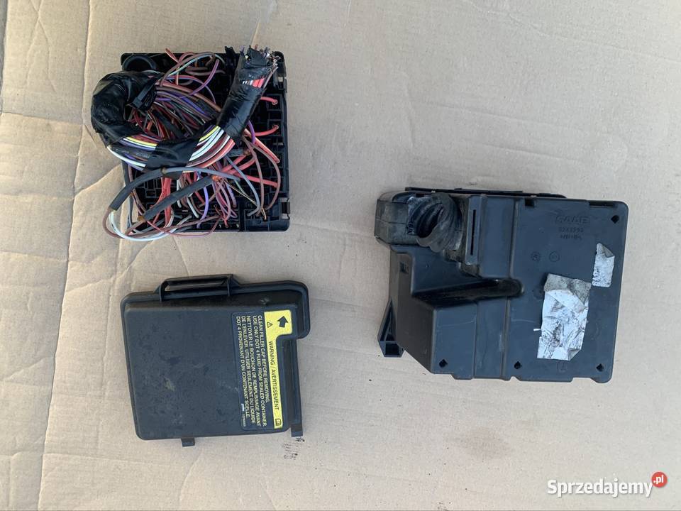 5243290 skrzynka bezpieczników saab 95 95 vector osobowe Szczecin