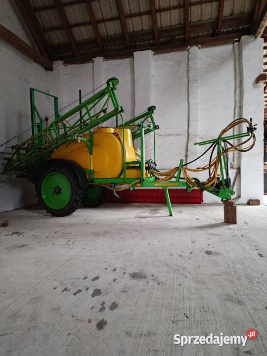 Sprzedam opryskiwacz Moskit opolskie Biała sprzedam