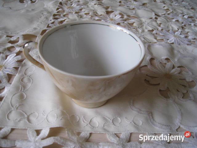 Filiżanka porcelanowa z okresu PRL Ćmielów Filiżanki i spodki Częstochowa