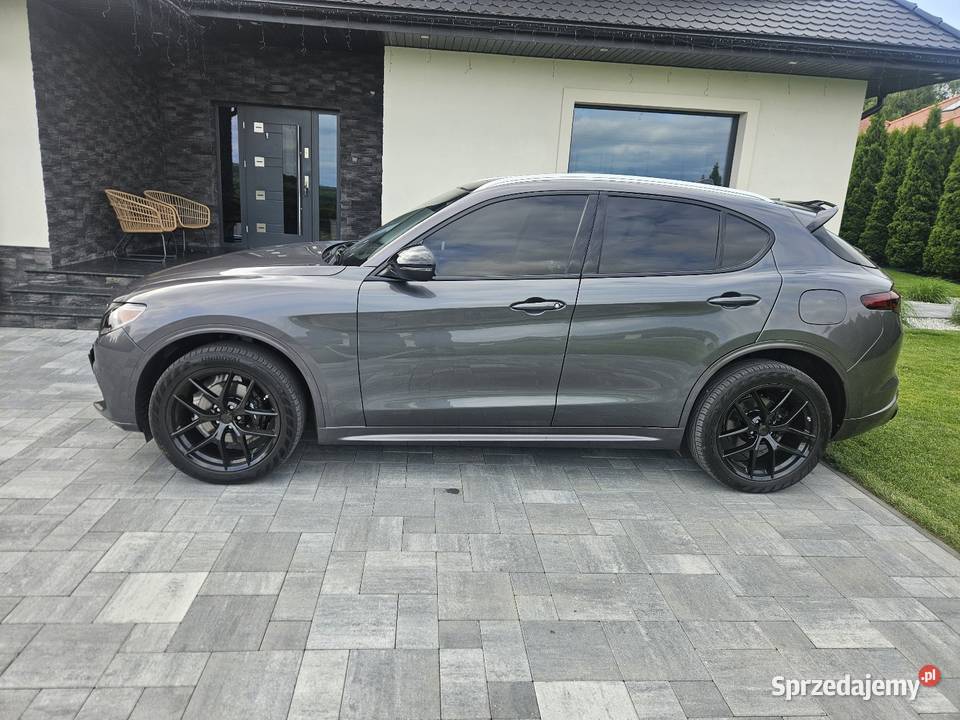 Alfa Romeo Stelvio 2018 Strachocina