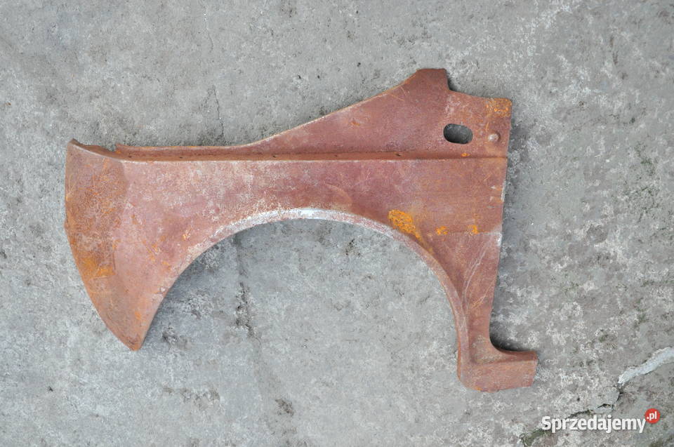 Polski Fiat 126p ST maluch stary typ błotnik