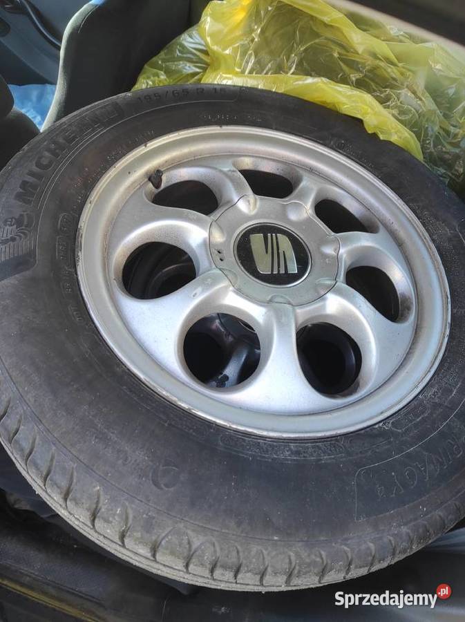 SEAT LEON 18 BENZYNA 2000r 1781cm3 świętokrzyskie Piekoszów