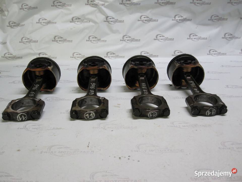 NISSAN QASHQAI 16 B 08R 115 HR16DE Tłok korbowód