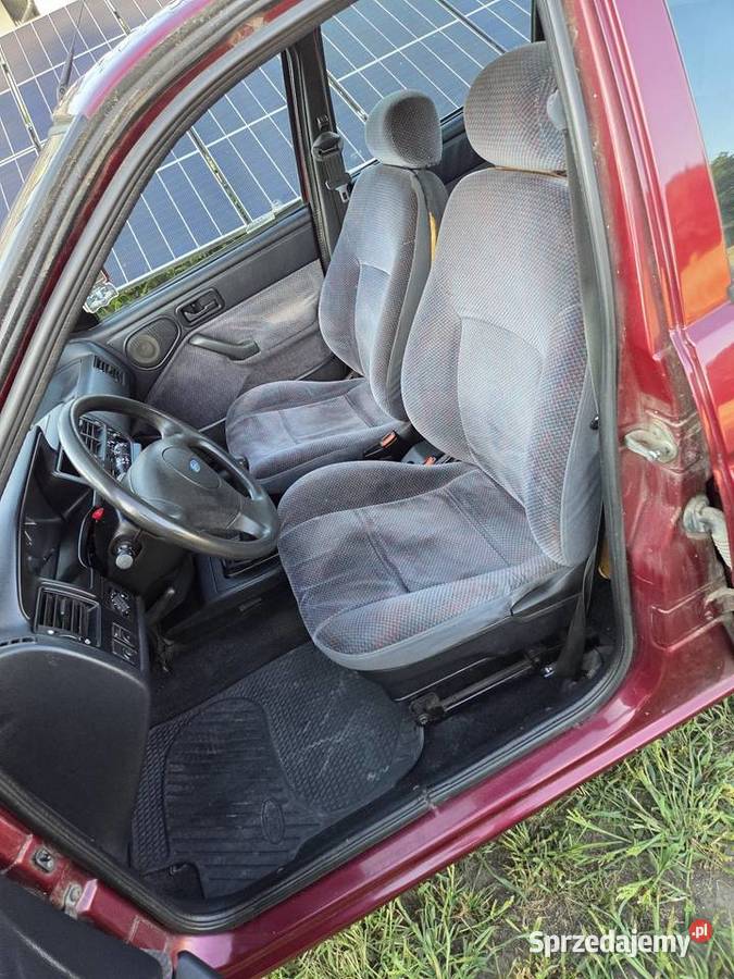 Ford escort 18 benzyna Pęczniew