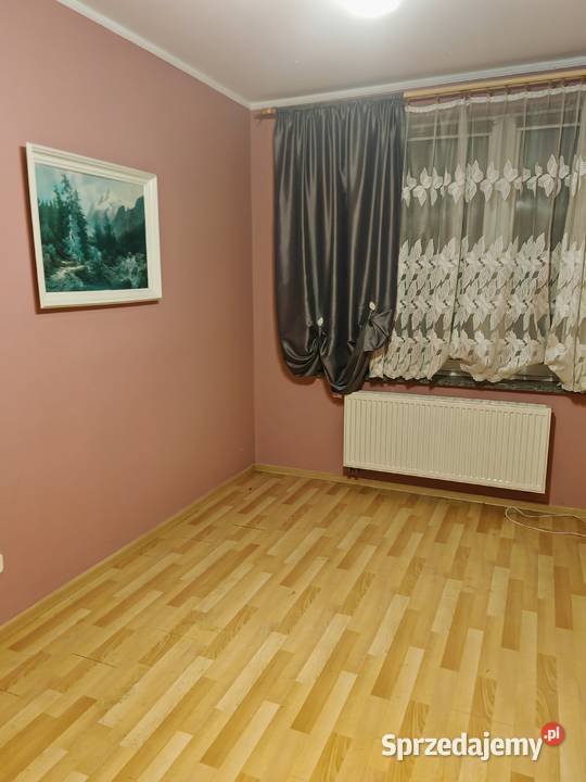 Do sprzedania dom w zabudowie bliźniaczej z Nieruchomości Dzierżoniów