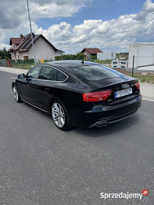 Sprzedam Audi A5 stan 4/5