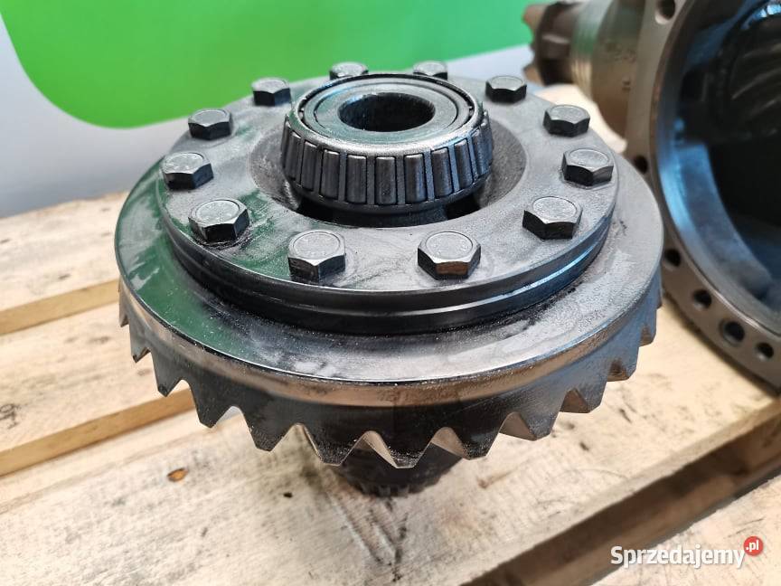 Wałek ataku Koło talerzowe 9X31 Holland LM 735 Wilkowo