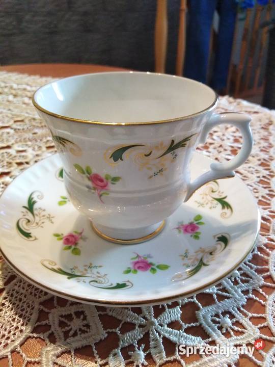 Porcelana angielska Porcelana i szkło Brzeg