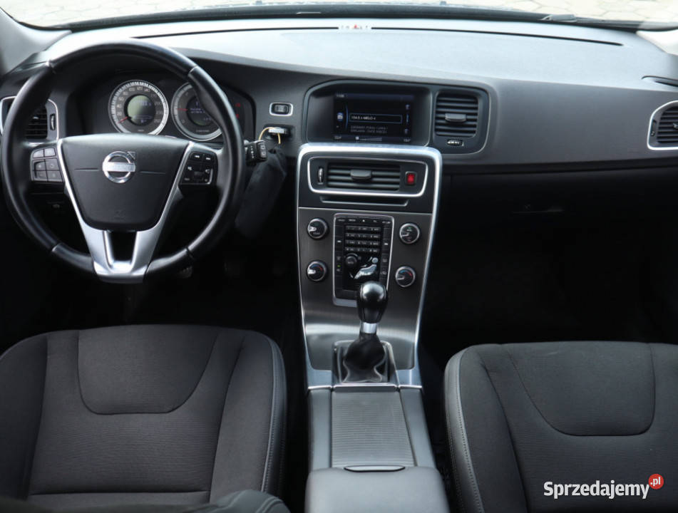 Volvo V60 D2 niebieski Łódź