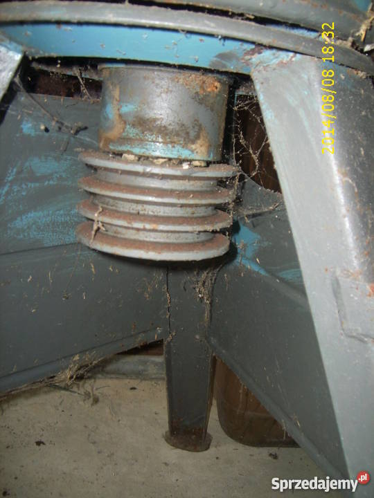 Śrutownik do zboża bąk Dębno