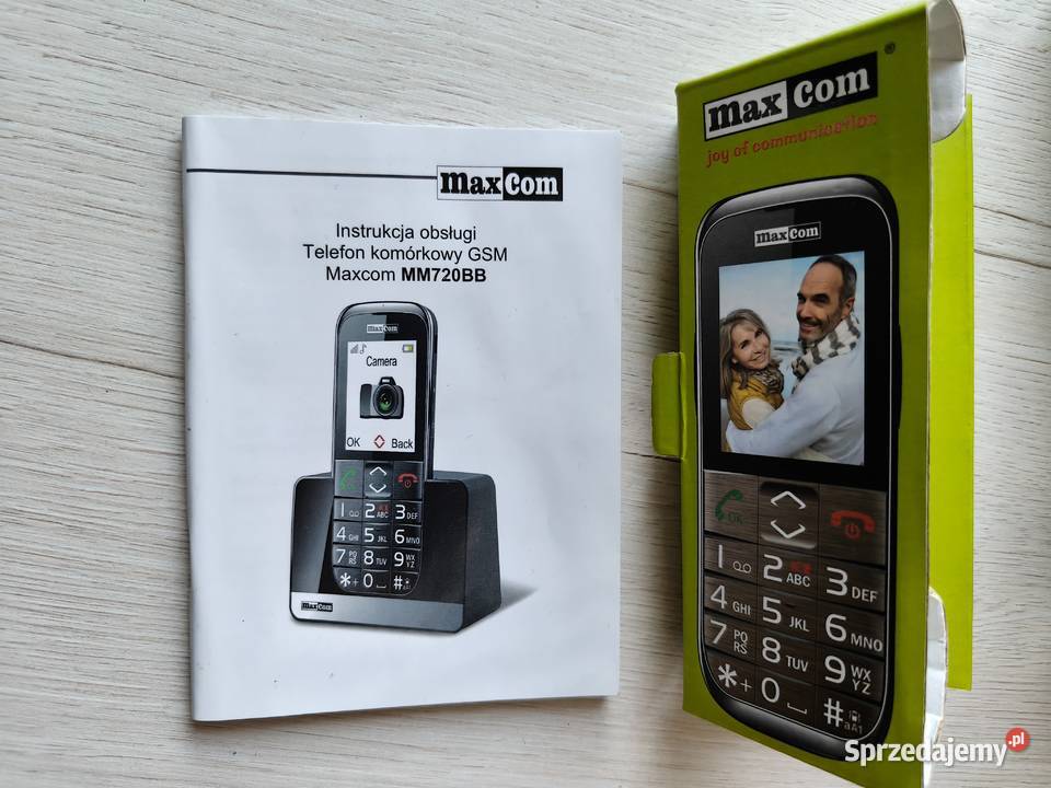 Telefon seniora MaxCom MM720 BB ze stacją Kielce
