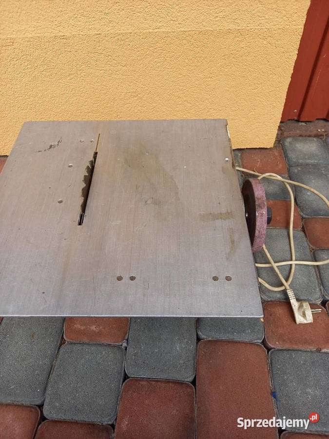 pilarkoszlifierka Urania Kolbuszowa