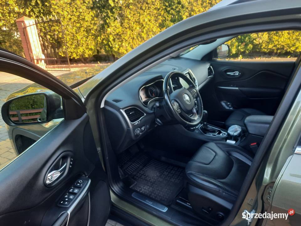 Jeep Cherokee 20 Turbo 2019 r 4x4 SALONOWY Osielsko