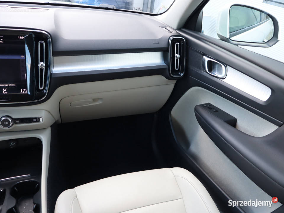 Volvo XC40 D3 automatyczna