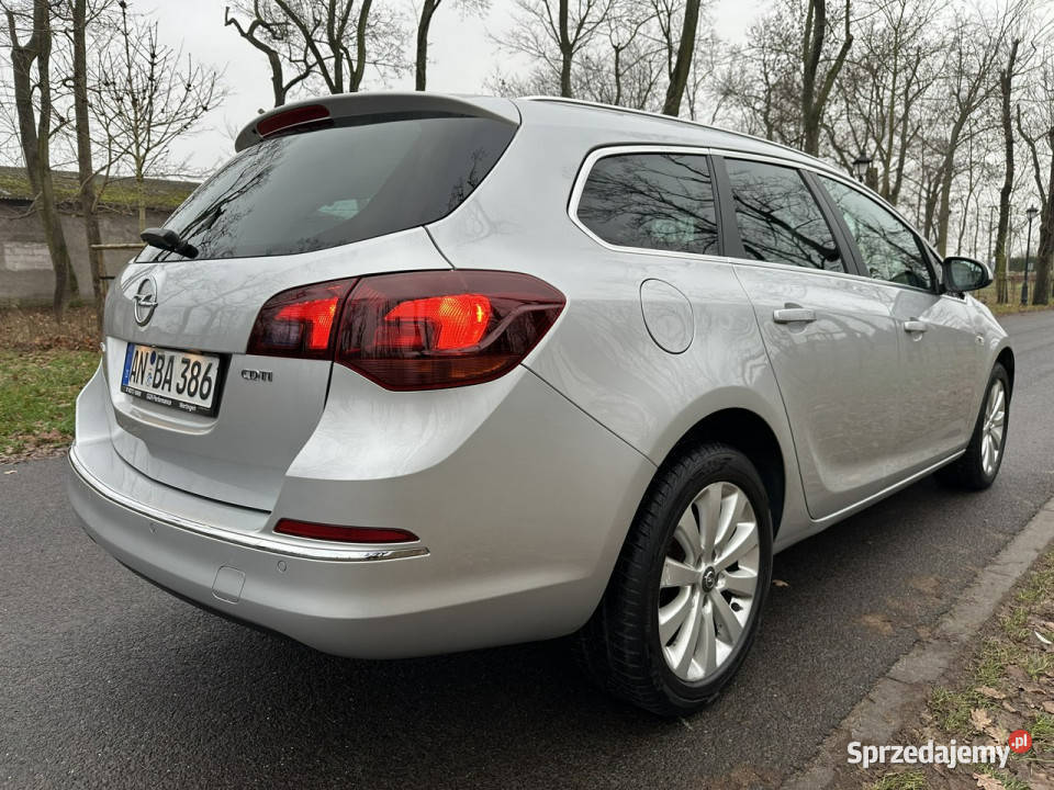 Opel Astra Sport Tourer 20 CDTI 165 2013r Xenon kujawsko-pomorskie Józefkowo