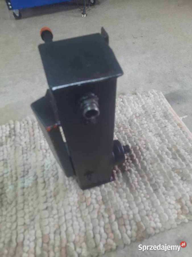 Zbiornik Hydrauliczny z miarką i filtrem 6