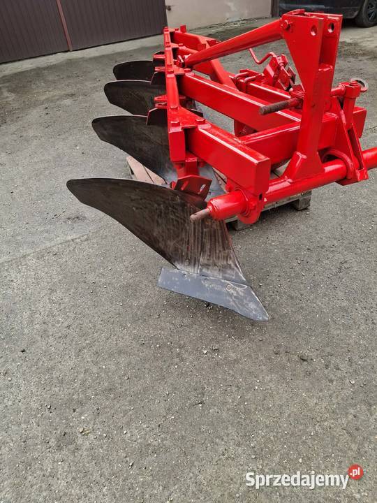 Pług 4 skibowy Gruszów