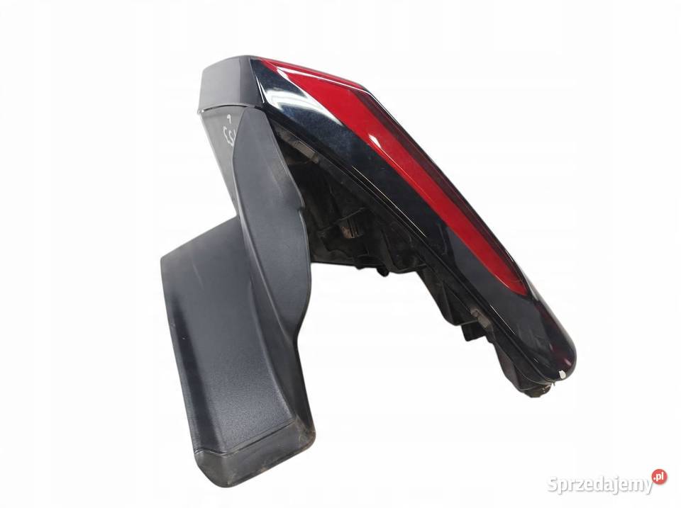 LAMPA TYŁ LEWA EUROPA 9810477180 Peugeot 3008 II Rok produkcji 2022 sprzedam