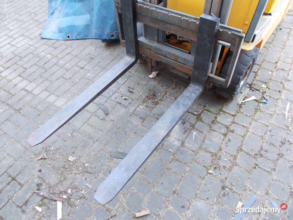 wózek widłowy Elektryczny 3 kołowy Brzeg